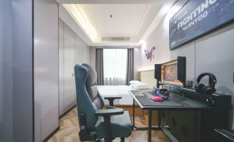 Wanyoo Esports Hotel (Shenzhen Futian Metro Station Branch)