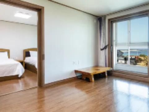 Jeju Amore House Hotels near Udo