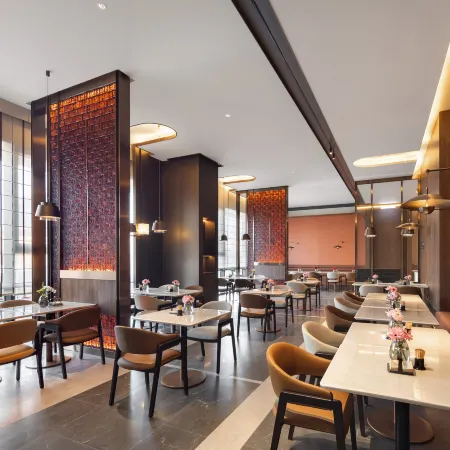 Dandong Wanda Plaza An Dong Old Street Atour Hotel