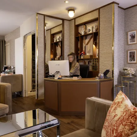 Hotel Longchamp Elysées Отели рядом с достопримечательностью «16-й округ: Пасси»