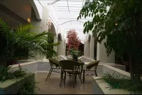 Chuxiong Jinqianwan Hotel
