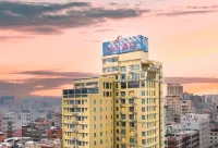 California Hotel