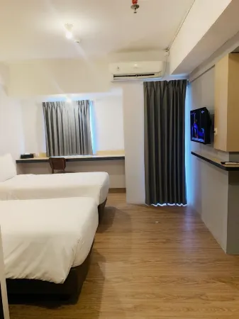 Nemuru Stay BTC Bekasi Timur Отели рядом с достопримечательностью «Regen Makmur Aquarium»