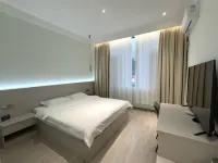 Bingfeibing Hotel (Beihai High-Speed Railway Station Beihai Old Street)