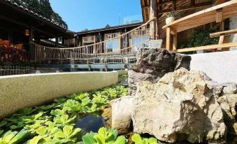 Qiancun Yard Homestay (Qingyan Ancient Town)
