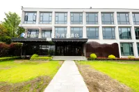 Jinjiang Metropolis Hotel