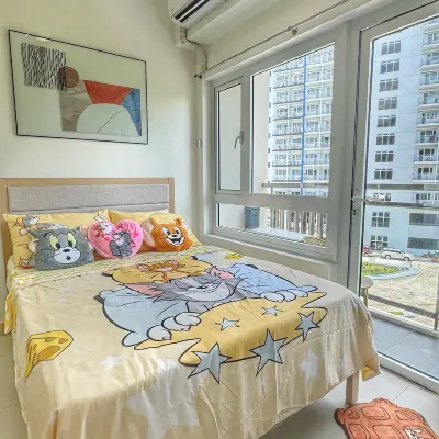 L. Casa • Tagaytay Staycation Отели рядом с достопримечательностью «Парк развлечений Sky Ranch»