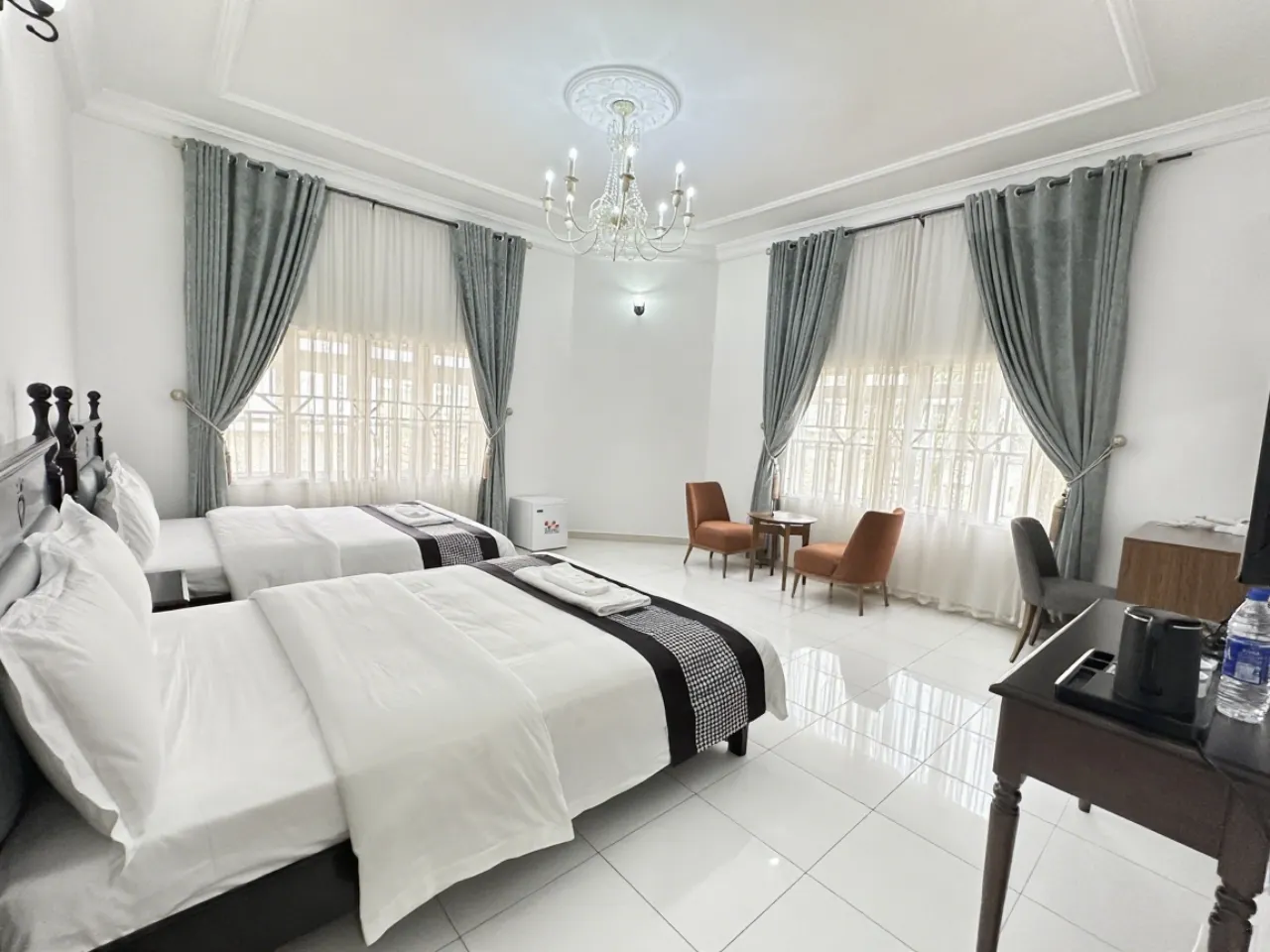 JUN YUE Hotel(Abuja Conference Center Branch · Chinese-friendly )