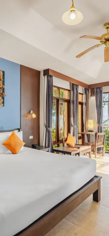 สวีทริมหาด