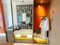 Journey to the West · Desert and Sea View · Themed Resort Hotel (Wuhai High-Speed Railway Station) - Parking