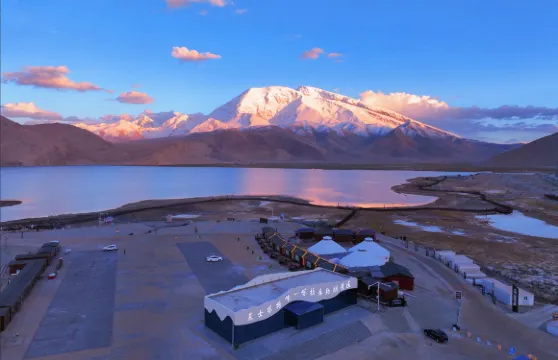 慕雲營地（喀拉庫勒湖店）