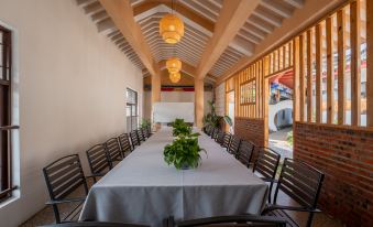 Half Idle Cloud House Homestay (High speed Railway Station Branch)