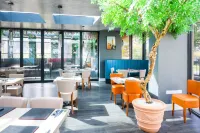 Tong Park Hotel - فطور