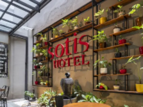 SOTIS Hotel Falatehan, Blok M, Jakarta Hotels near Bundaran Senayan