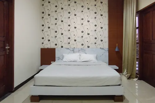 INNCA Jatidiri Villa, Semarang - Pensions