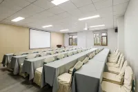 Licheng Hotel, high-speed railway station South Street, Yantai