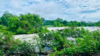 Steung Areng Eco Resort فنادق في Thma Bang