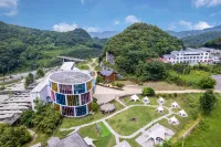 San Zheng pan San Hotels near Fengchi Garden