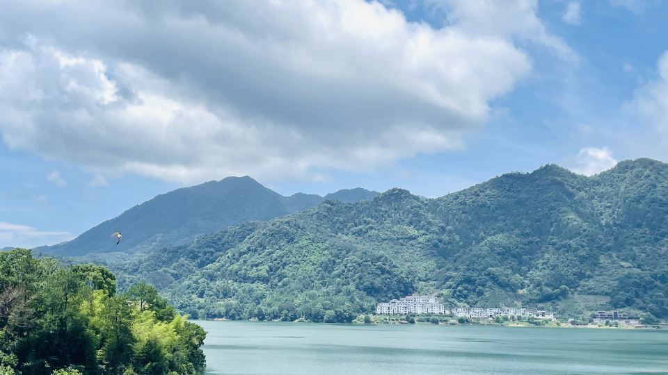 Qiandao Lake Yunguangjianpan Homestay