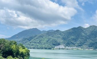 Chun'an Qiandao Lake Yunguang Jianpan Homestay