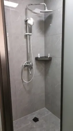 Sanqingshan Sanju Homestay Отели в г. Десин