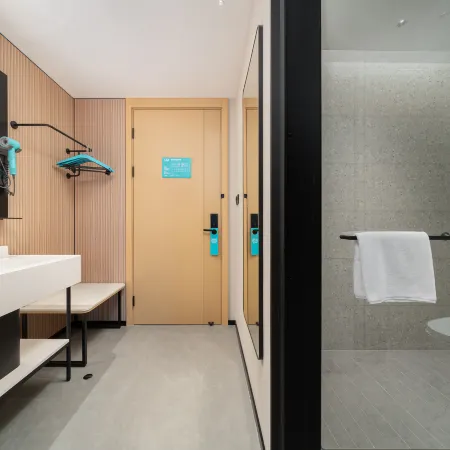 City Comfort Inn Hotel (Beihai Hepu High-Speed Railway Station)