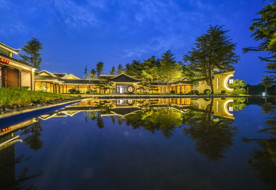 황하이 호텔 정원 뷰