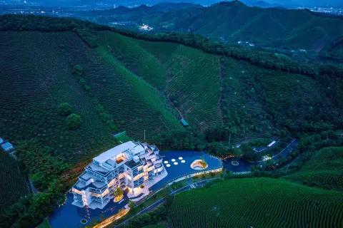 HenTiQue Resort Anji · Mountain View Retreat