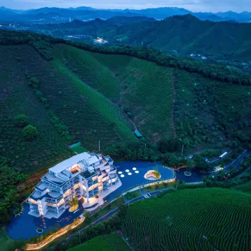 安吉涵田度假村·望山雲居 安吉站附近的飯店