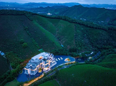 HenTiQue Resort Anji · Mountain View Retreat