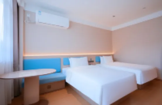 Ruifeng Hotel (Neijiang Normal University North High-speed Rail Branch)