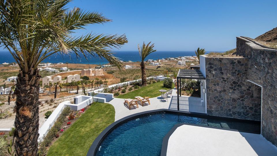 Palm Island Suites
