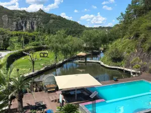 DI HU YUE SHE light luxury hotel