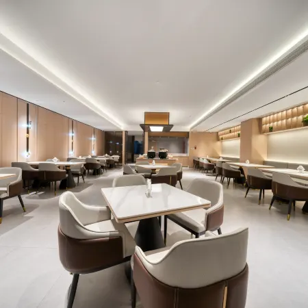 Haoke Select Hotel (Wusheng Holiday Plaza)