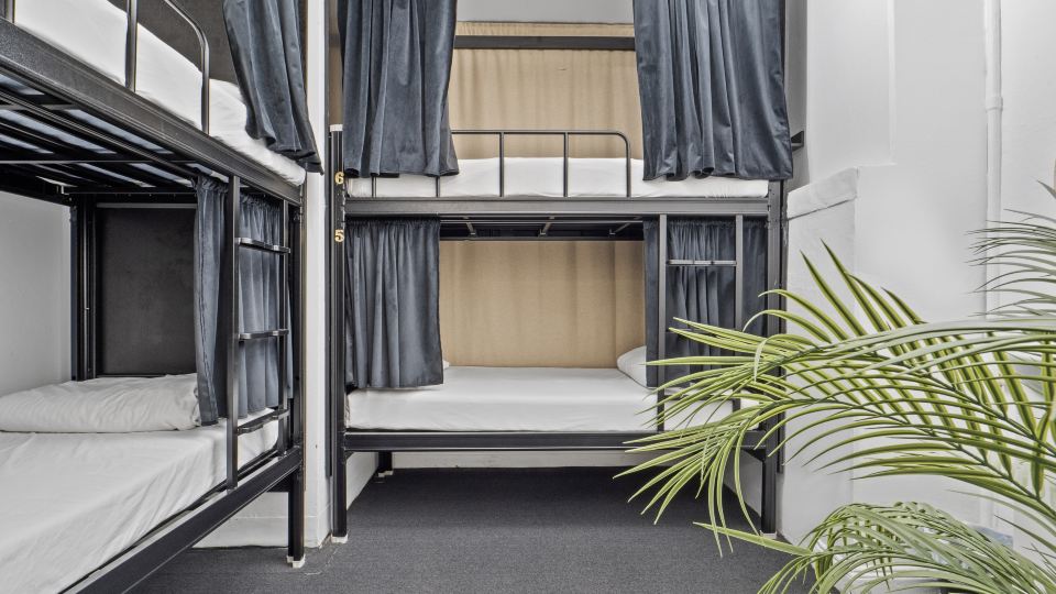Azzuro Pod Hotel - Potts Point