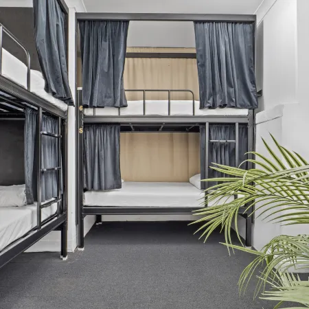 Azzuro Pod Hotel - Potts Point