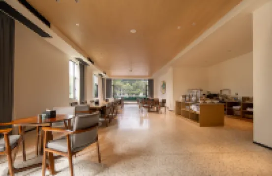 Gangbozhijia Theme Hotel