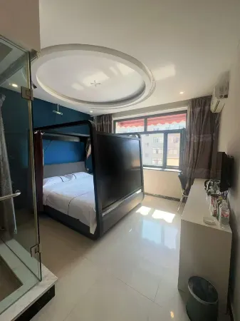 Wuchang Jinting Themed Hotel Отели рядом с достопримечательностью «Wuchangshi Jianshe Da Walking Street»