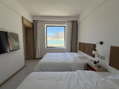 Wuyu Gallery Homestay (Baisha Lake) Hotels near Kalakul Lake Scenic Area