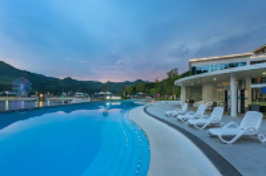 Anji Narada Sky City Resort