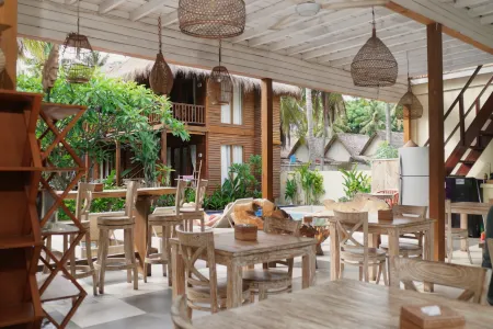 Sadev Resort Отели рядом с достопримечательностью «Гили Мено»