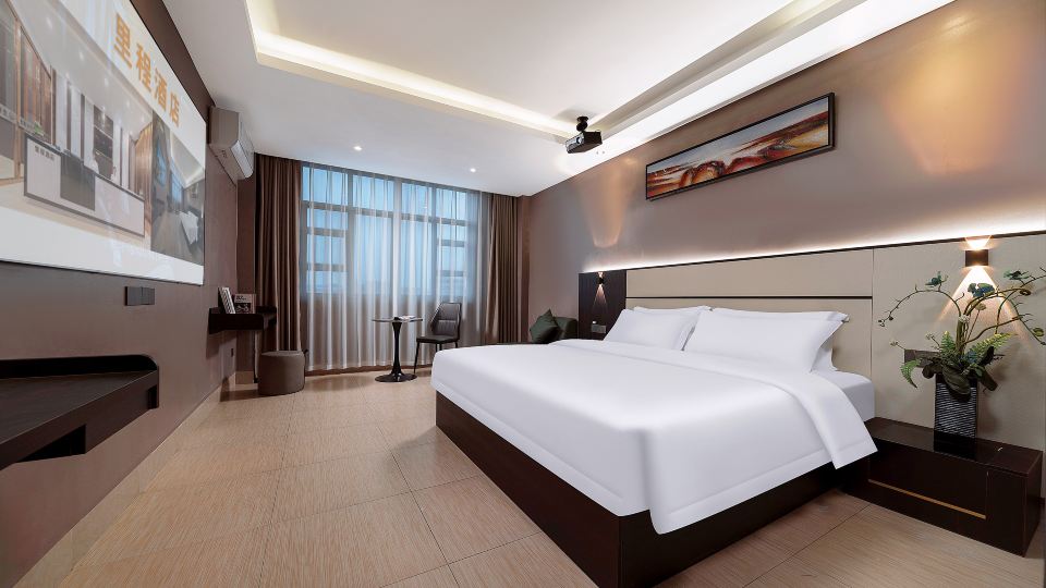 Mileage Hotel (Yulin Hongjin Market Yide Commercial City Branch)