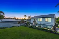 Modern Holland Park Home with Easy City Access