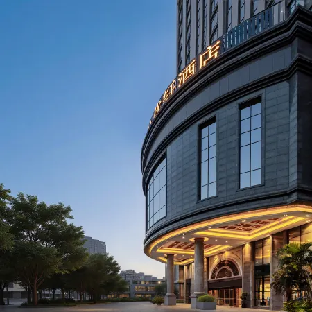 UXANADU Hotel (Nanning Railway Station Mingxiu Road Subway Station) Отели рядом с достопримечательностью «Вокзал Наньнин»