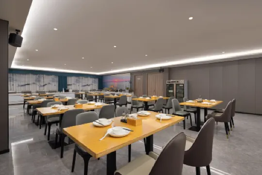 Guoji Hotel (Wanyang Zhongchuangcheng Industrial Zone)