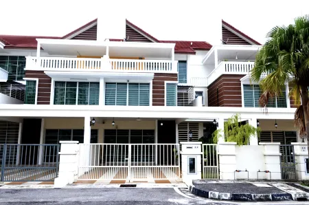 7BR Penang Stay | Near Gurney & George Town