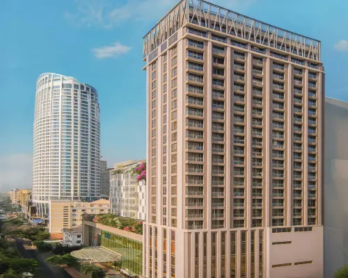 The Art Nest Hotel Nha Trang 2/4 広場周辺のホテル