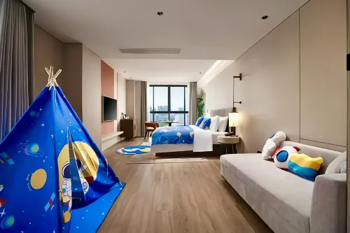 Lanxi Maison New Century Hotel