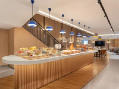 Holiday Inn Express KUNMING RAILWAY STATION by IHG โรงแรมในคุนหมิง