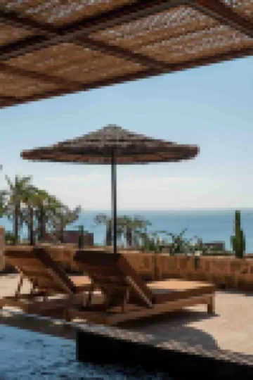 Found Land Whale Cliff Resort